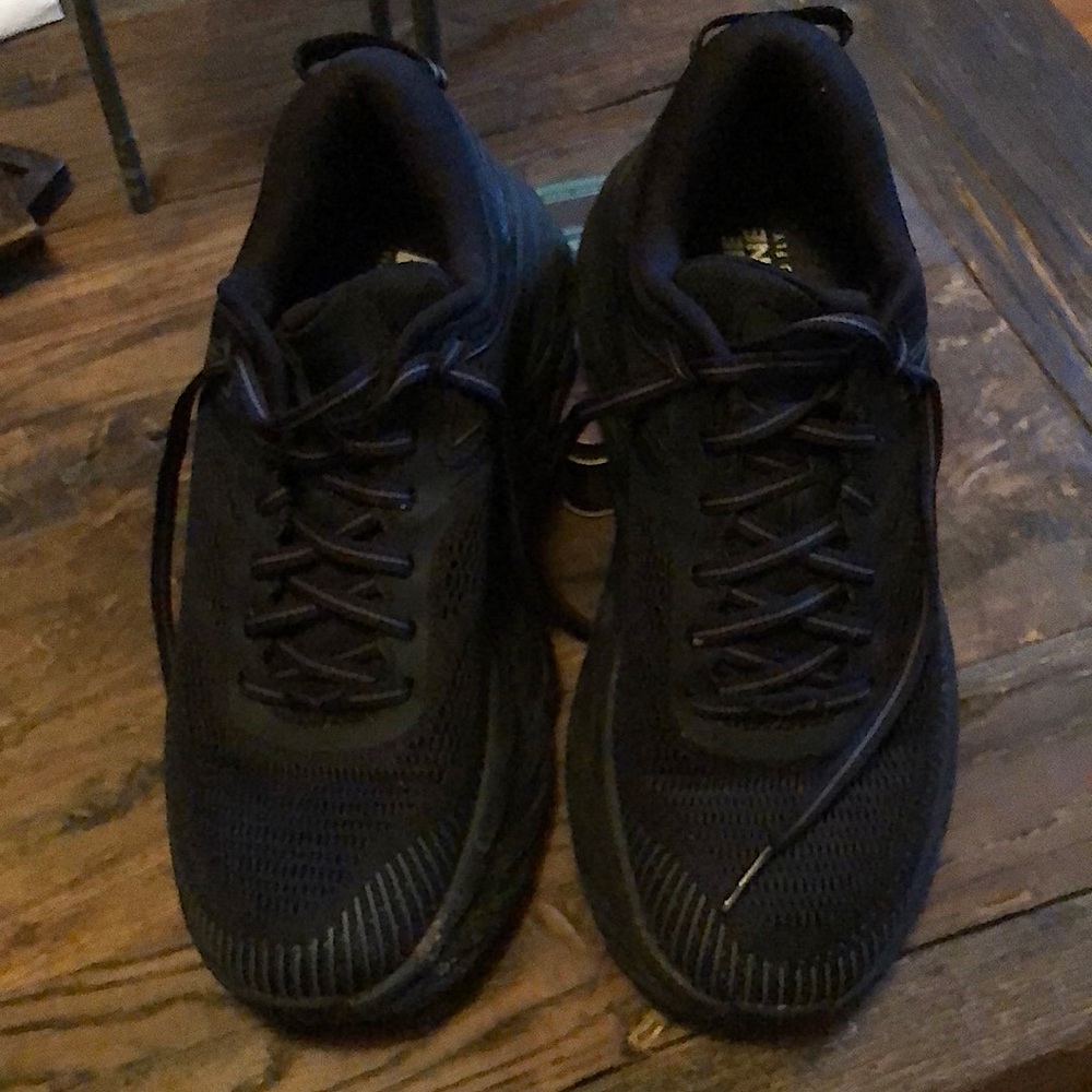 Hoka one one